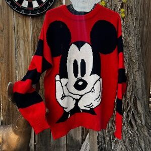 Vintage Disney Mickey Mouse Sweater.